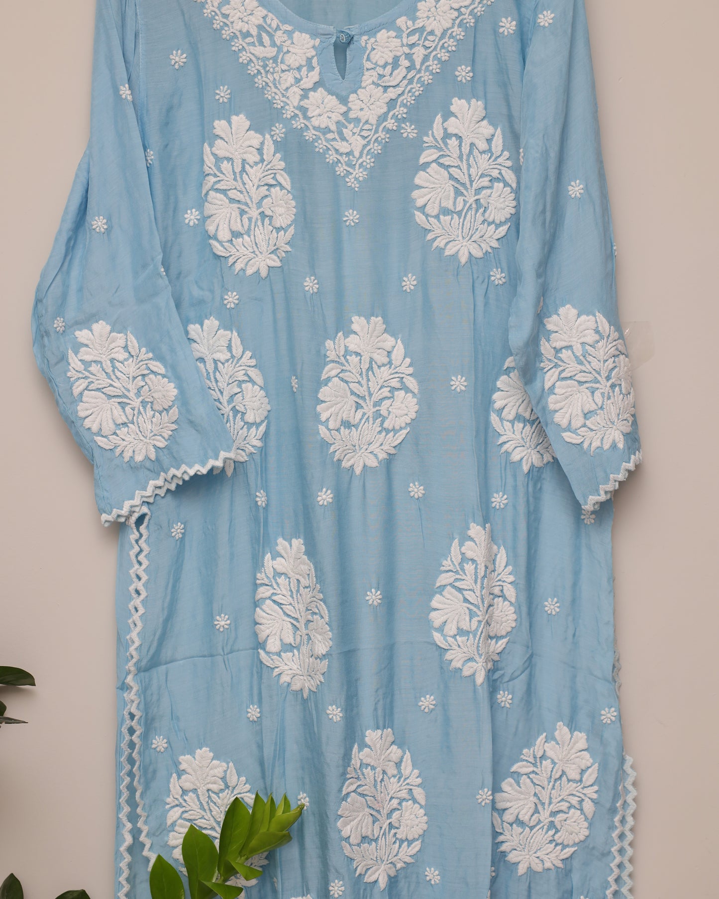 Perfect block handwork with zig zag sides, bottom & sleves.