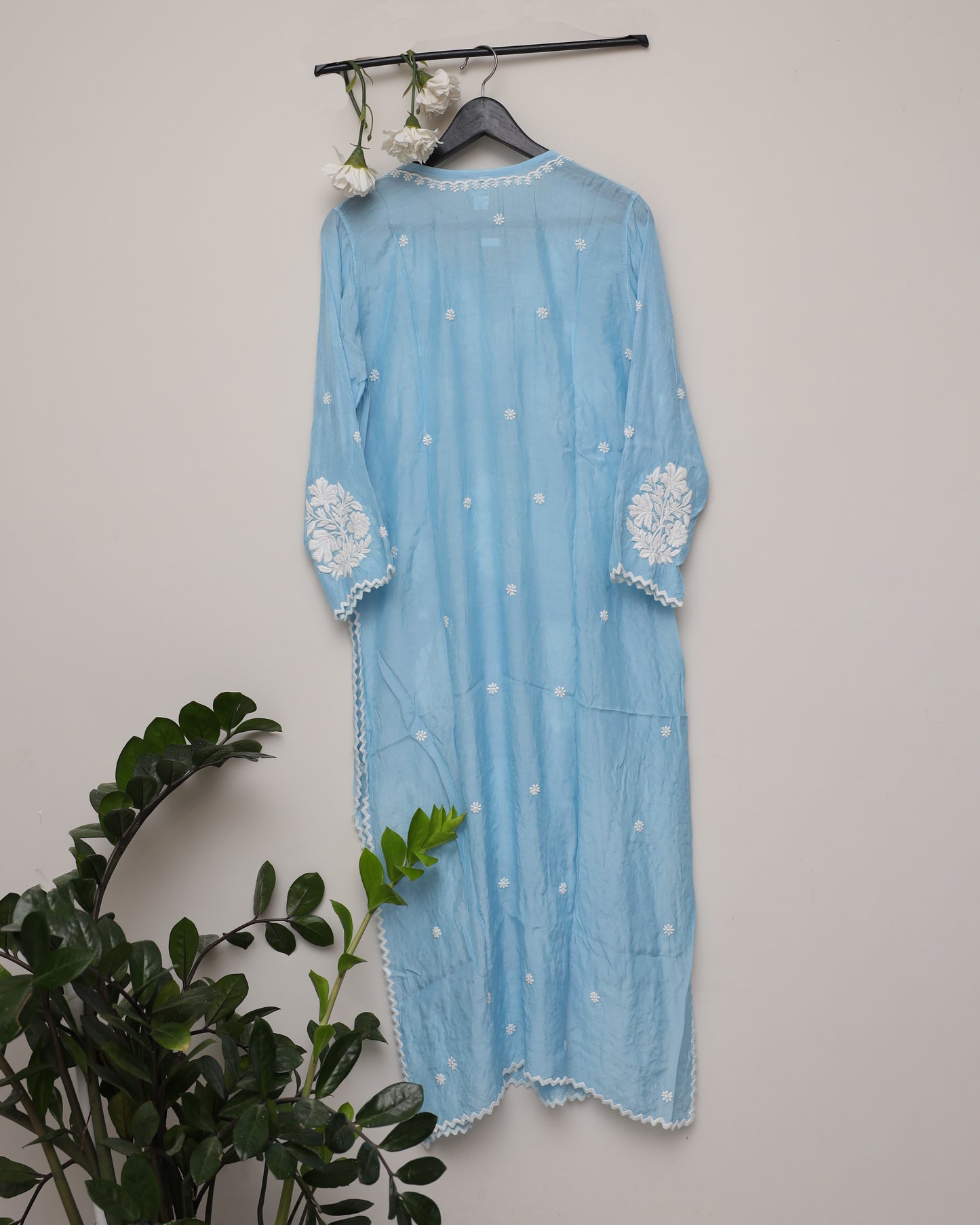 Perfect block handwork with zig zag sides, bottom & sleves.